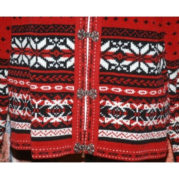 Croft & Barrow Red Nordic Fair Isle Sweater Size M Granny Core Metal Clasp Soft - Picture 5 of 10